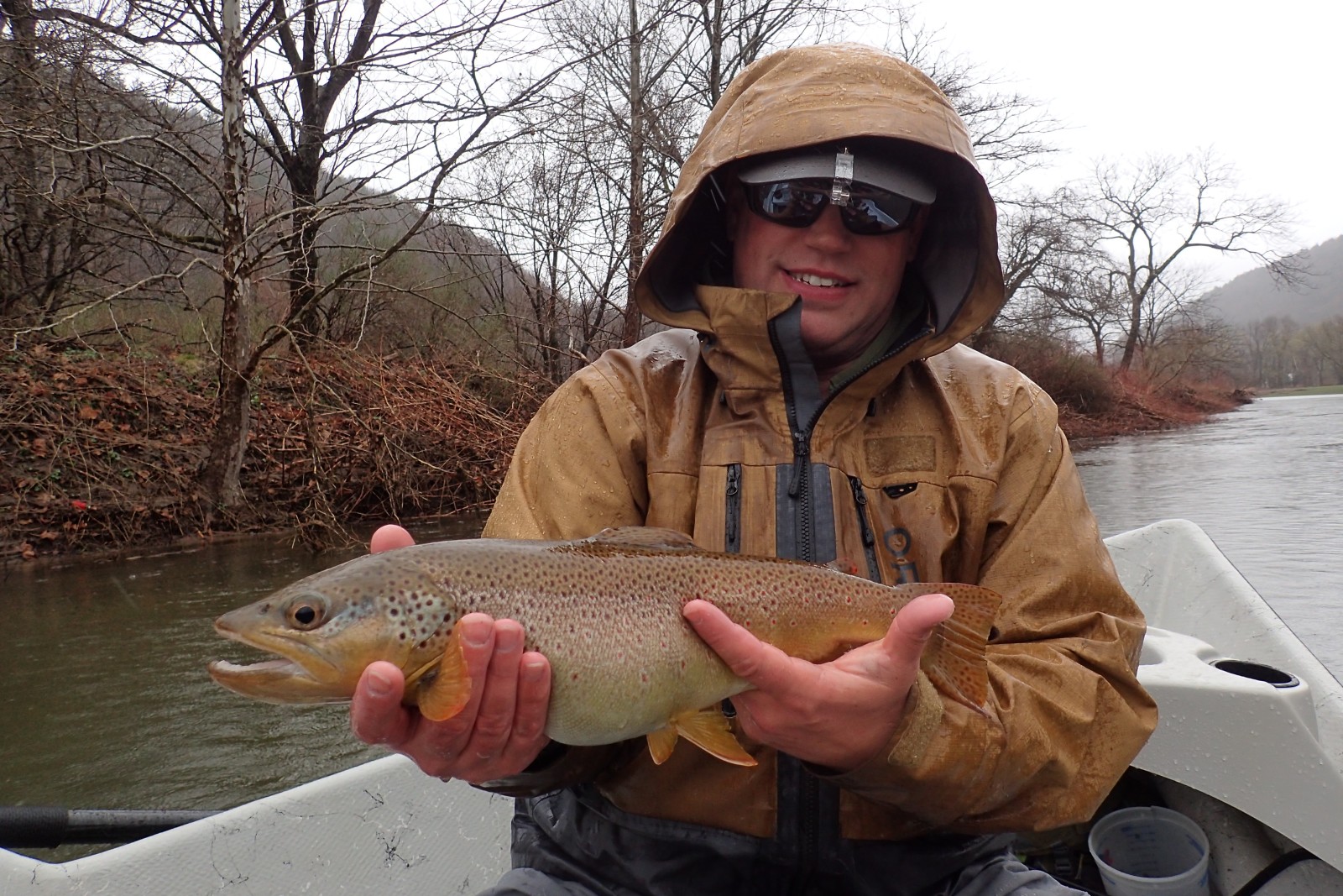 upper delaware river fly fishing guide pennsylvania fishing guide