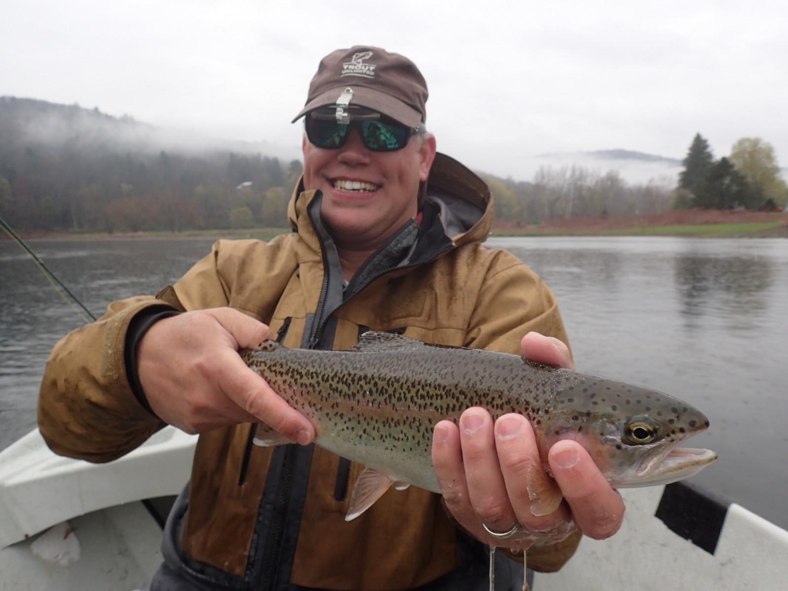 guided fly fishing delaware river new york and pennsylvania fishing guide filingo fly fishing