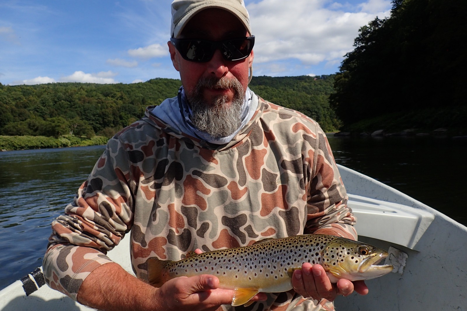 guided fly fishing float trips new york and pennsylvania fly fishing upper delaware river jesse filingo