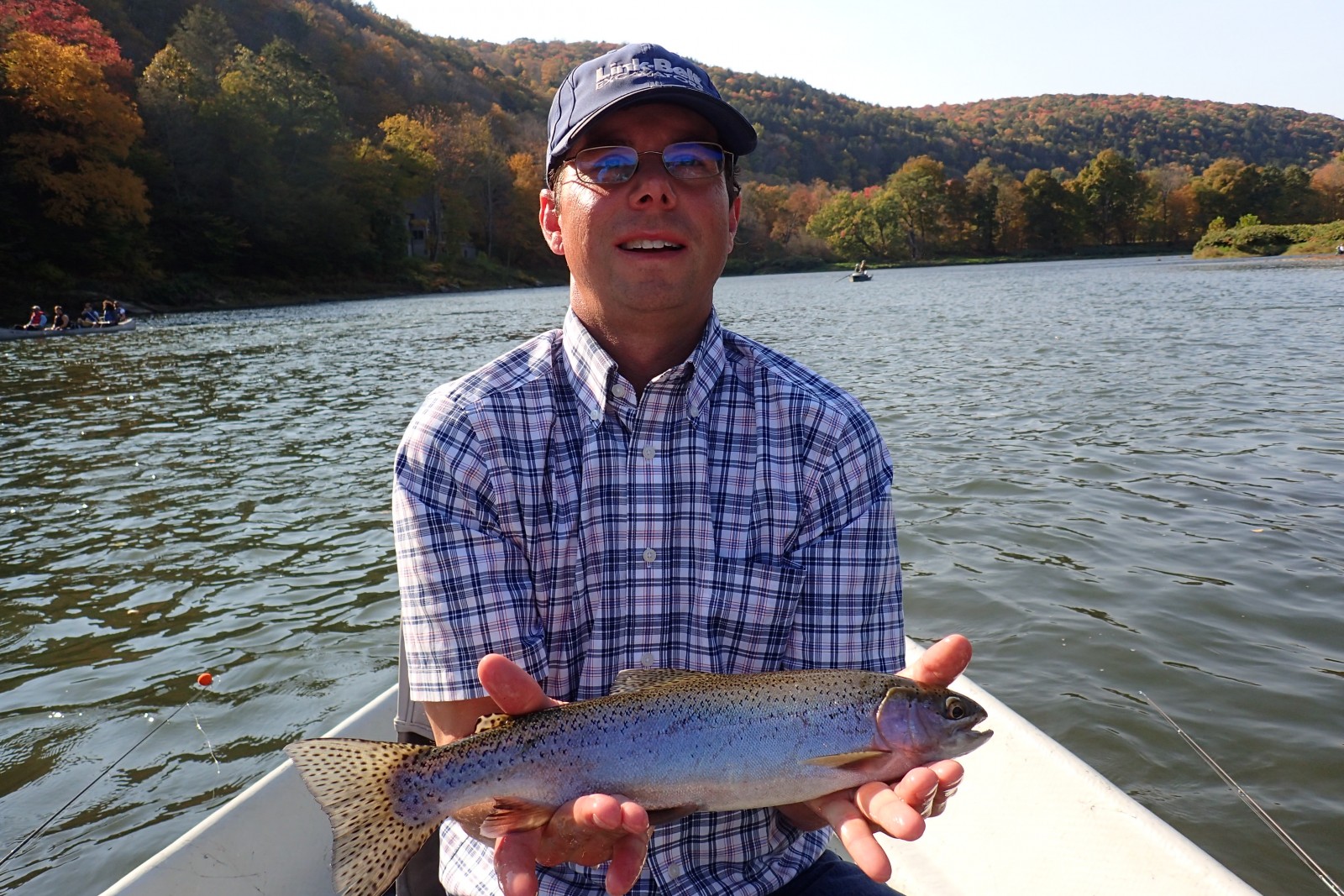 guided fly fishing new york upper delaware river and west branch delaware river brown trout filingo fly fishing east coast